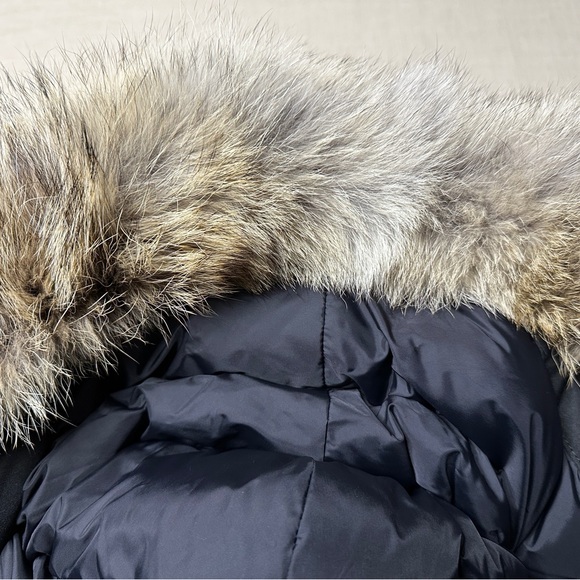 Canada Goose Macculloch Winter Down Parka Coyote Fur $1399 Large - Picture 12 of 16